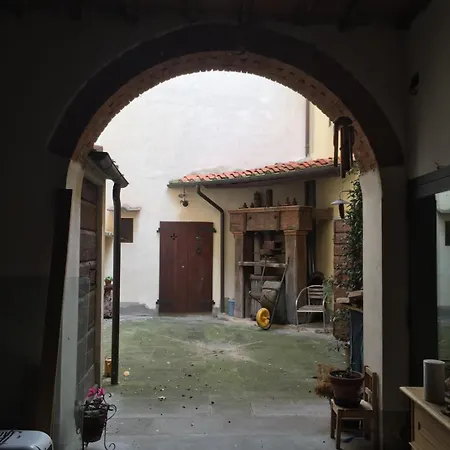 Daire In Ancient Historic Near Florence Rufina